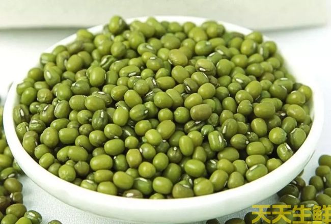 天氣炎熱吃什么好?廣州蔬菜配送公司推薦你8種食材(圖3) 天氣炎熱吃什么好?廣州蔬菜配送公司推薦你8種食材(圖3)